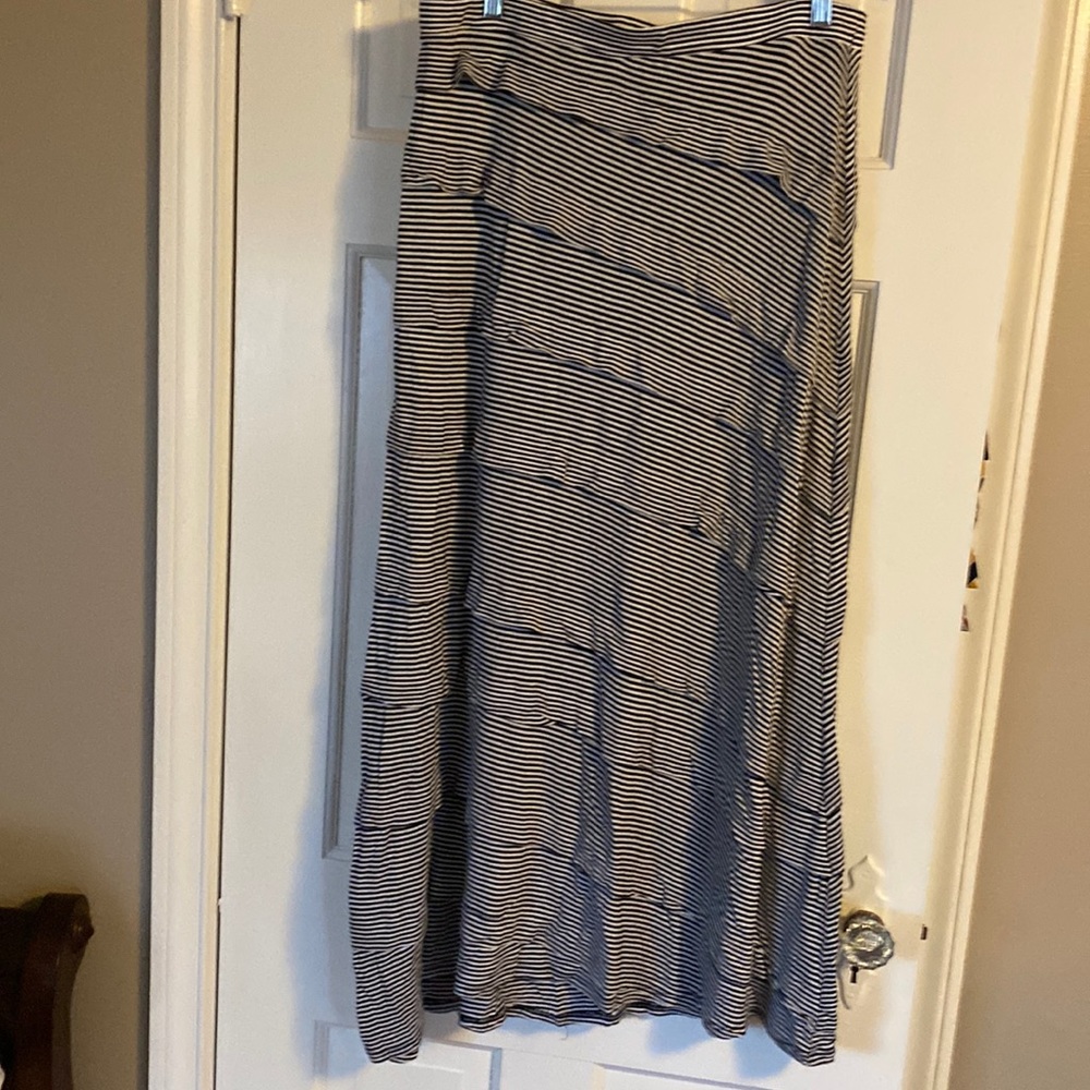 Adorable INC black and white maxi skirt